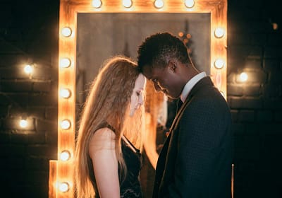 Magic Mirror Hire FAQs: 2026 Expert Guide for UK Weddings & Events