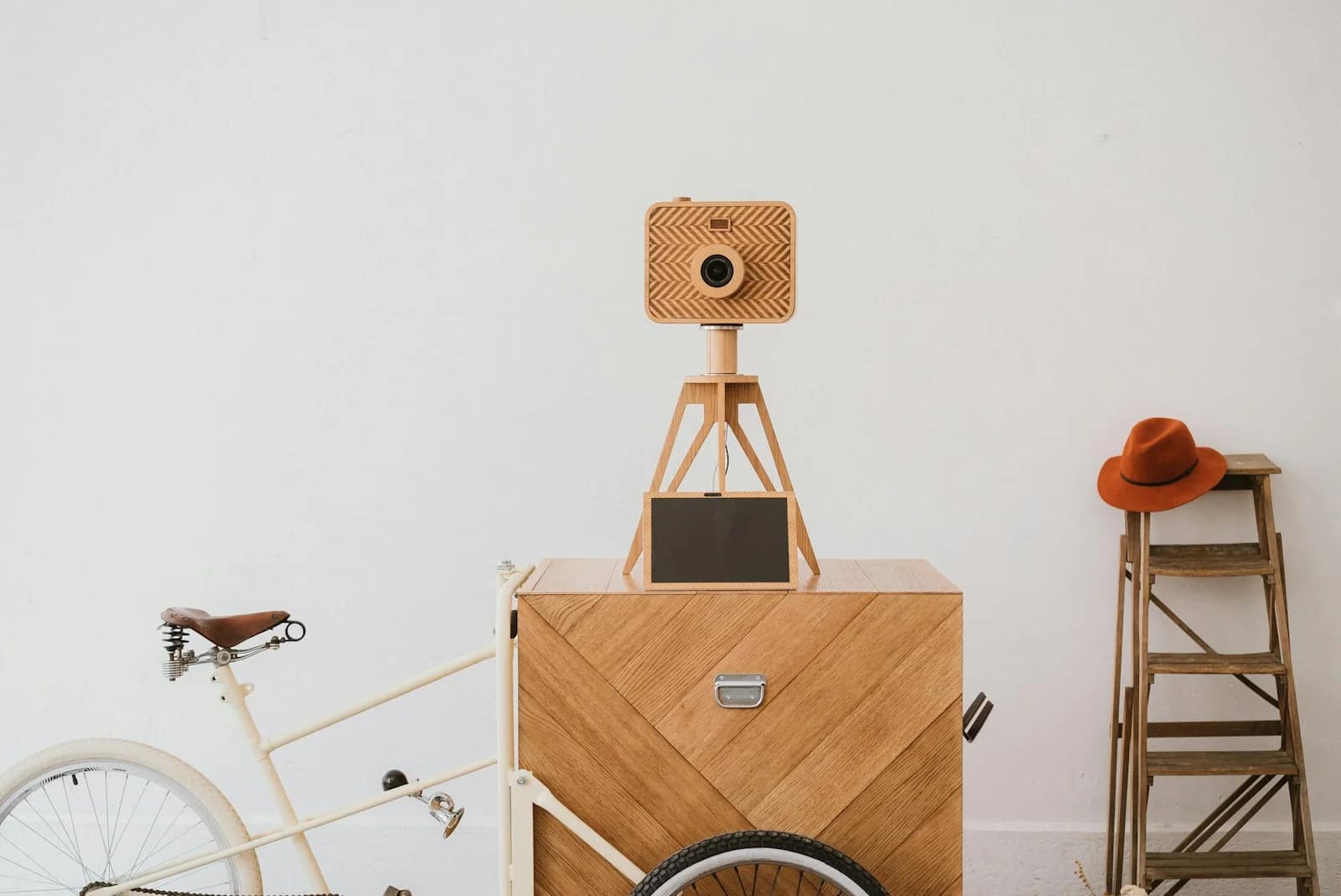 camera on tripod beside bicycle camera on tripod beside bicycle